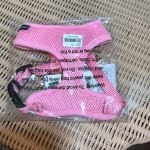 NEW MESH DOG HARNESS PINK. SIZE SMALL